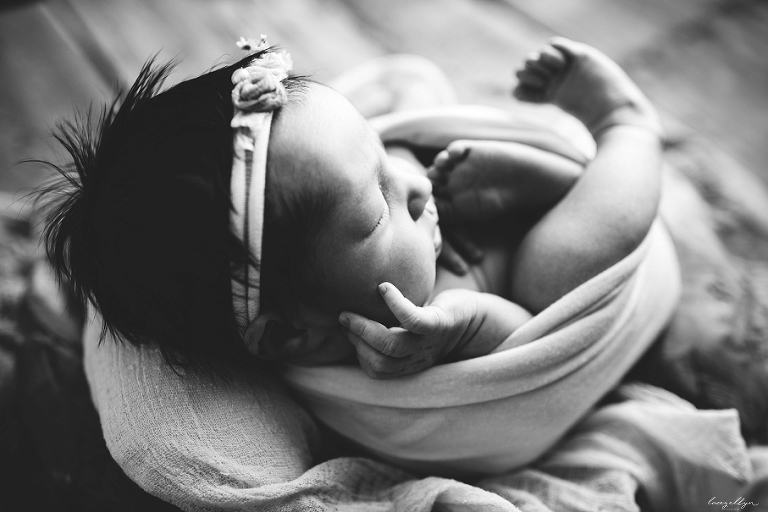 arlington heights newborn photographer