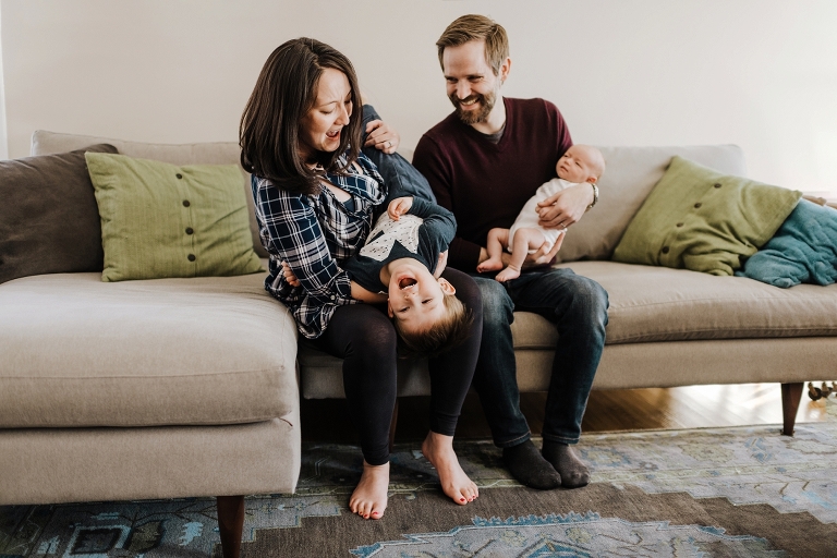 newborn lifestyle photographer