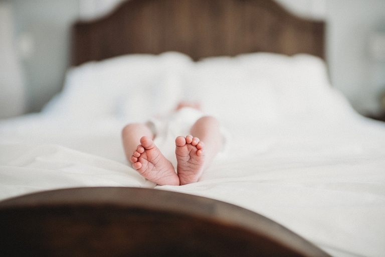Newborn lifestyle Photographer