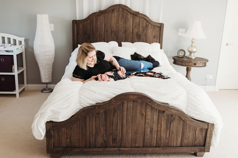 Newborn lifestyle Photographer