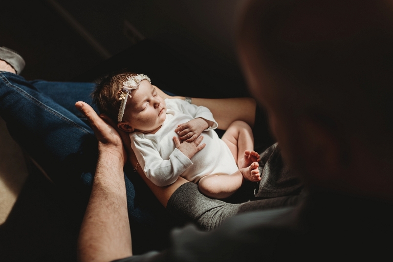 lake county, IL lifestyle newborn photographers