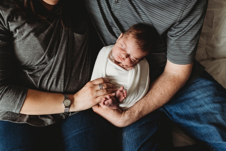lake county, IL lifestyle newborn photographers
