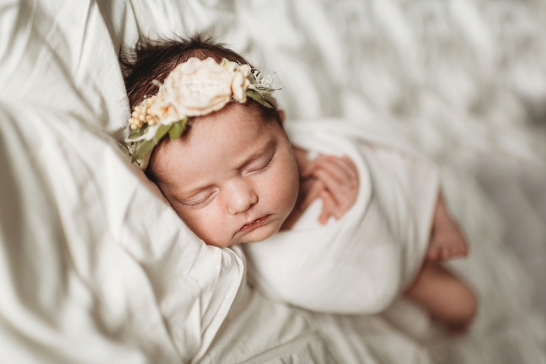 lake county, IL lifestyle newborn photographers